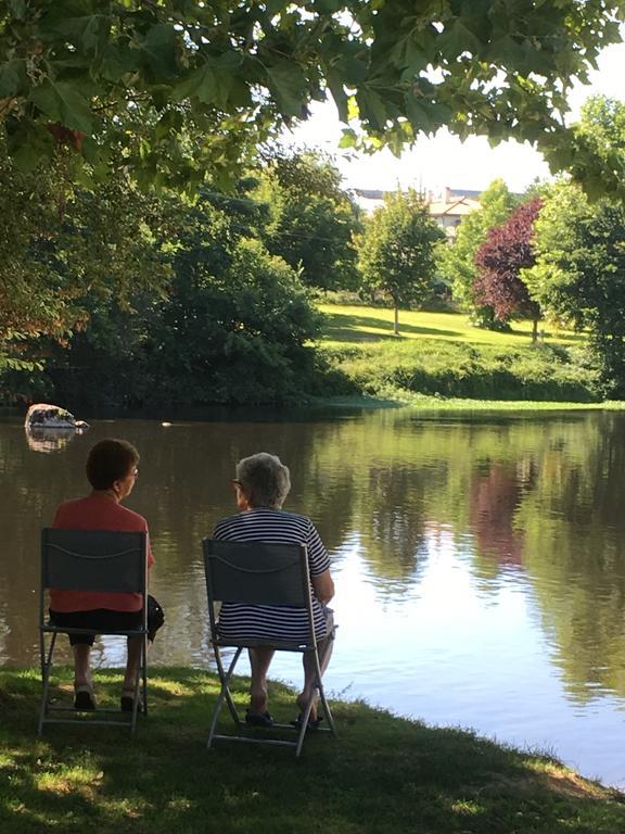 camping des ribieres Confolens Exterior foto